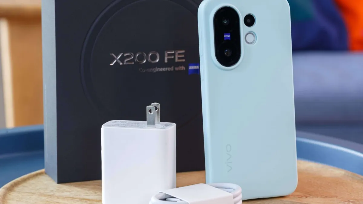 Vivo X200 FE